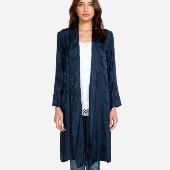 Jade by Johnny Was Renee Jacquard Silk Kimono - Picture 4 of 11